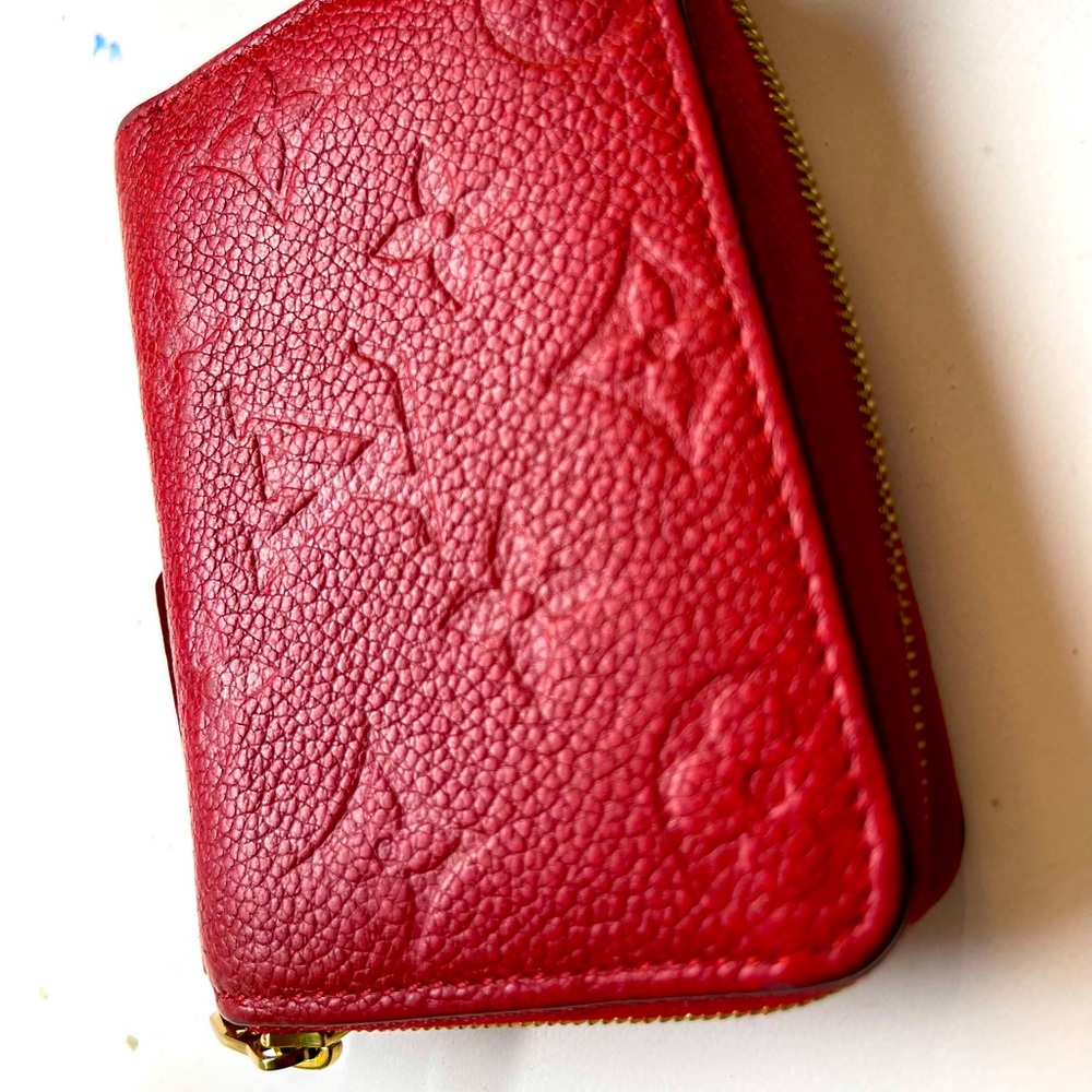 Louis Vuitton zippy